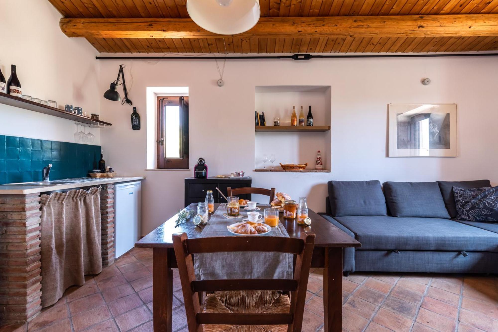 Cottage Immerso Nel Vigneto Кальтаджироне Экстерьер фото